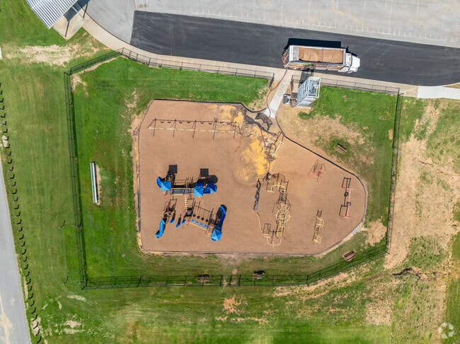 Trigg County Primary School has access to playgrounds for students to spend outdoor time.