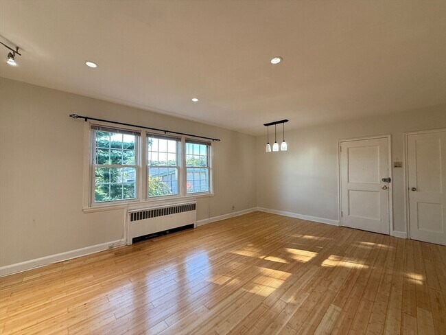 5 Dexter St unit 1, Malden, MA 02148 - photo 2