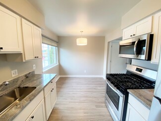 14439 E 12 Mile Rd, Warren, MI 48088