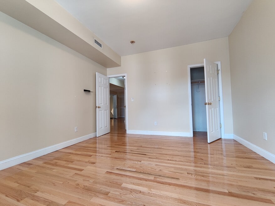 49 Saint Marys St unit 1, Brookline, MA 02446 - photo 1