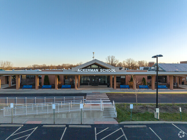 Ackerman School has an overall Niche grade of a C-.