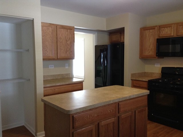 2235 Andrew Trail, Montgomery, IL 60538 - photo 7