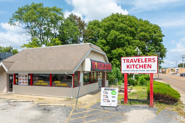 Traveler’s Kitchen blends West African and Afro-Mexican flavors.