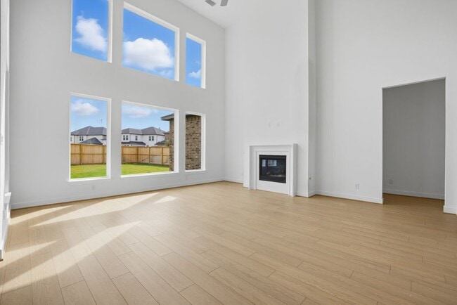 8910 Hampshire Oaks Dr, Cypress, TX 77433 - photo 3