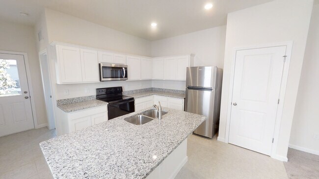 5814 Kalamata Dr, Polk City, FL 33868 - photo 6