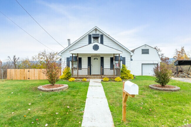 Enjoy a relaxing way of life in the town of Lynn Garden.