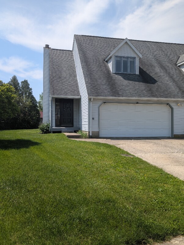 3247 Cairngorm Dr, Columbus, OH 43221