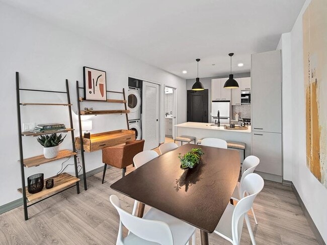 2155 N Elston Ave unit 243, Chicago, IL 60614 - photo 6