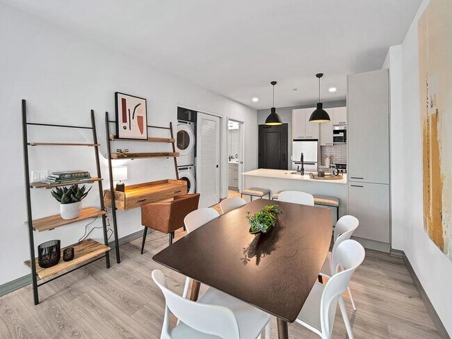 2155 N Elston Ave unit 771, Chicago, IL 60614 - photo 6