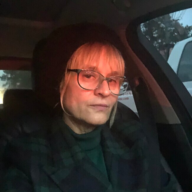 SHELLY PERETZ RAYKOV