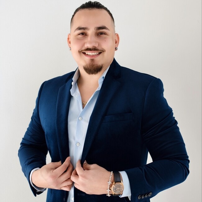 Agent Photo