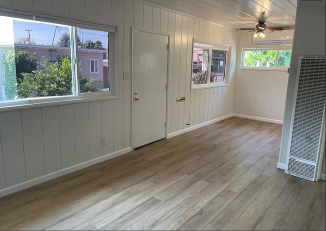 555 S Indian Hill Blvd, Claremont, CA 91711 - photo 3