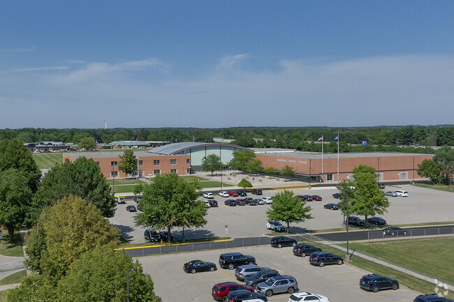 Marshall Middle School in Janesville is located at 25 S Pontiac Drive.