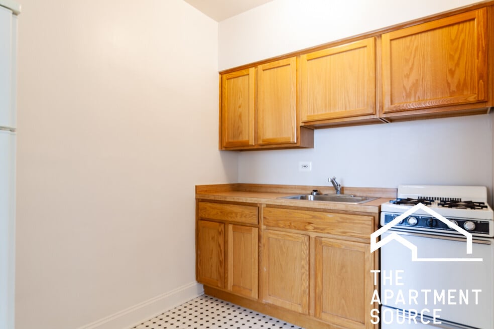 4531 N Ashland Ave unit 205, Chicago, IL 60640 - photo 1