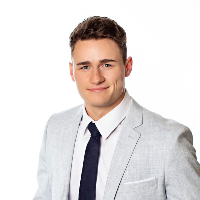 Agent Photo