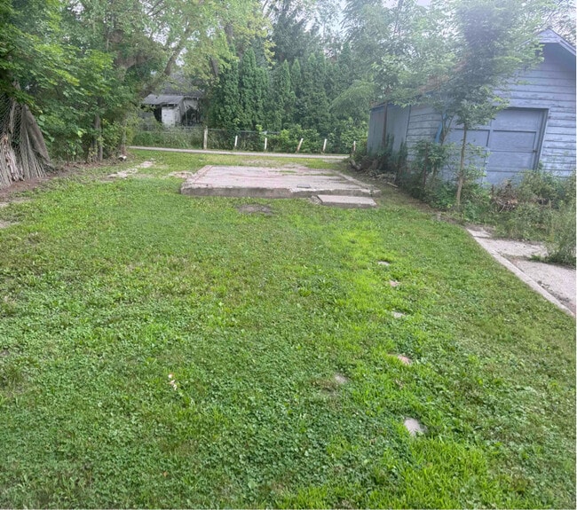 1430 Massachusetts Ave, Lansing, MI 48906 - photo 5