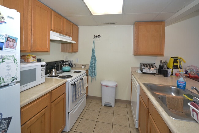 Kendall Ridge North, Kalamazoo, MI 49006 - photo 6