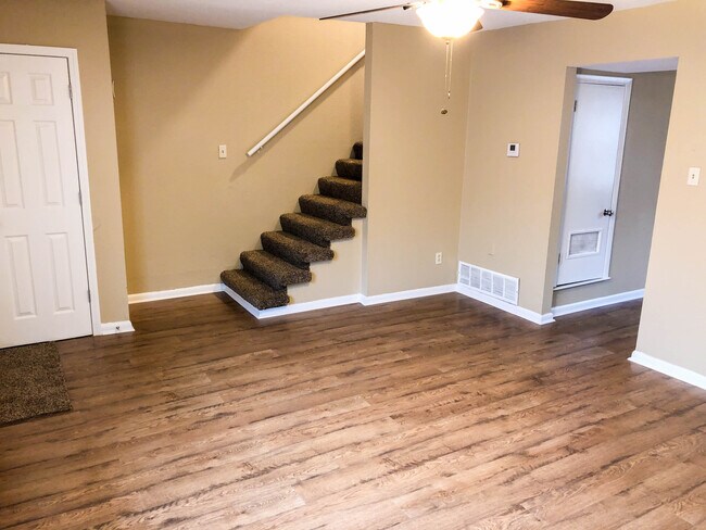 9405 Lew Cir unit B, Little Rock, AR 72209 - photo 5