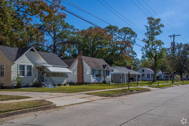 Single story homes are common in Rickarby.