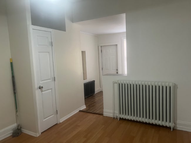 109 E Stewart Ave unit 1st Floor, Lansdowne, PA 19050 - photo 3