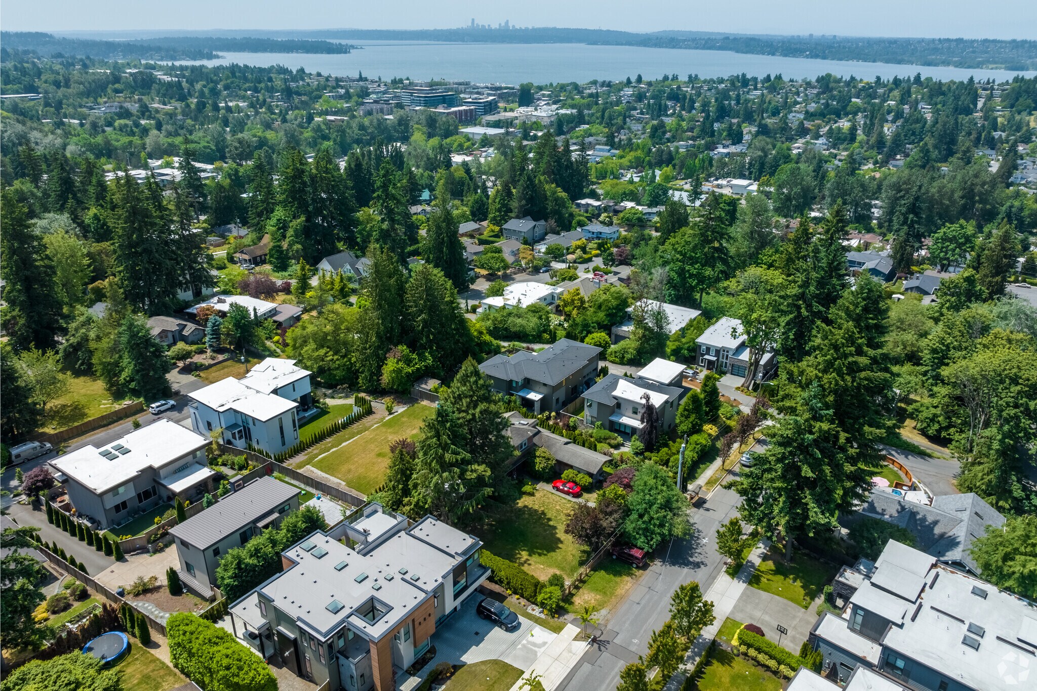 Highlands is just a few minutes north of Bellevue, and close to Lake Washington.