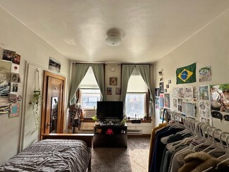 220 E Washington St Unit 1, Iowa City, IA 52240