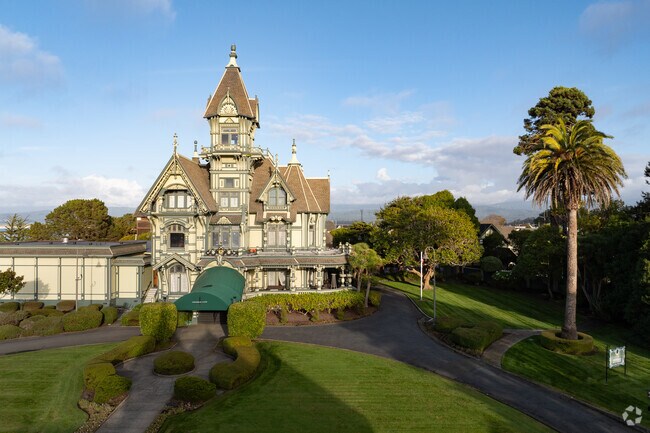 The Carson Mansion is a famous Eureka attraction near Fairfield.