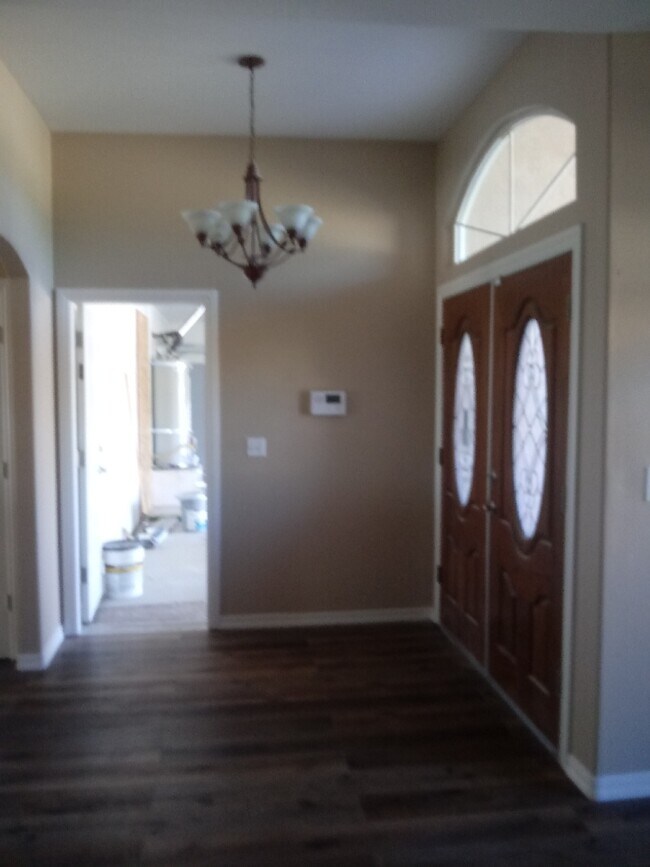 10632 Camille Ct, California City, CA 93505 - photo 2