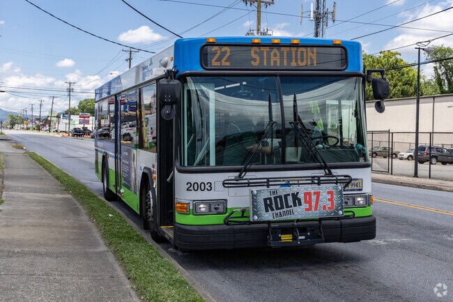 The bus can be caught on many stops found on the main road through  Williamson Road.