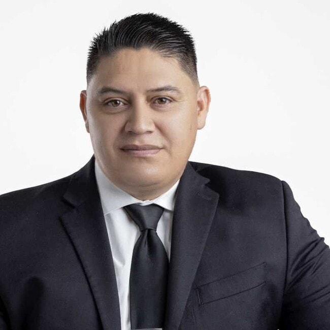 Agent Photo