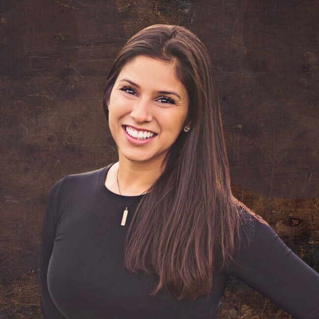 Monica Gonzalezz