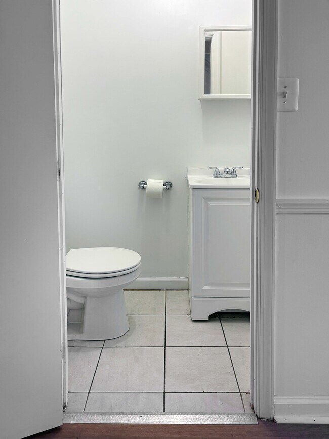 1708 S 22nd St, Philadelphia, PA 19145 - photo 6