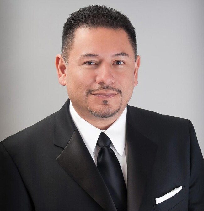 Porfirio Daniel Mendoza