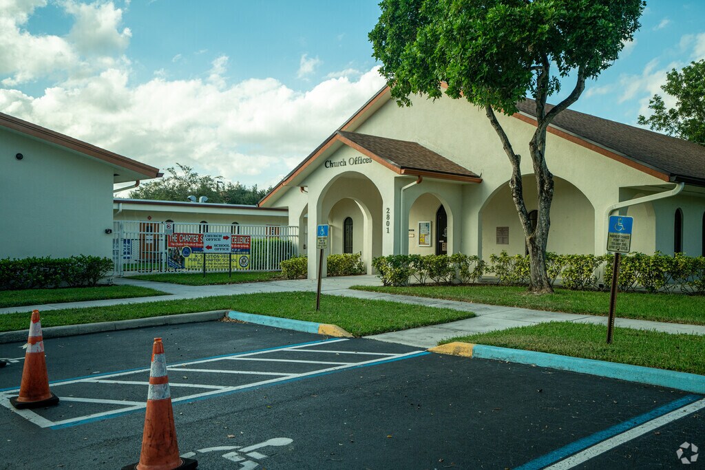Holy Sacrament Christian Academy Side Door.