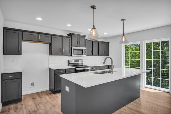 510 Bravery Dr unit 38567491, York, PA 17404 - photo 7