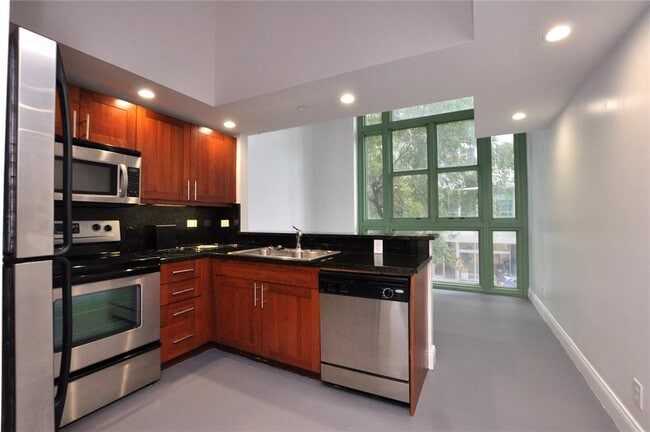 101 E Flagler St unit 201, Miami, FL 33131 - photo 2