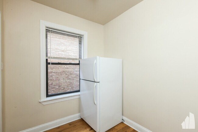 1340 N Dearborn St unit 203, Chicago, IL 60610 - photo 2