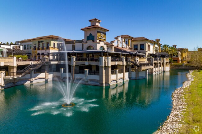 The Dellagio Town Center provides Doctor Phillips residents with a variety of restaurants to enjoy.