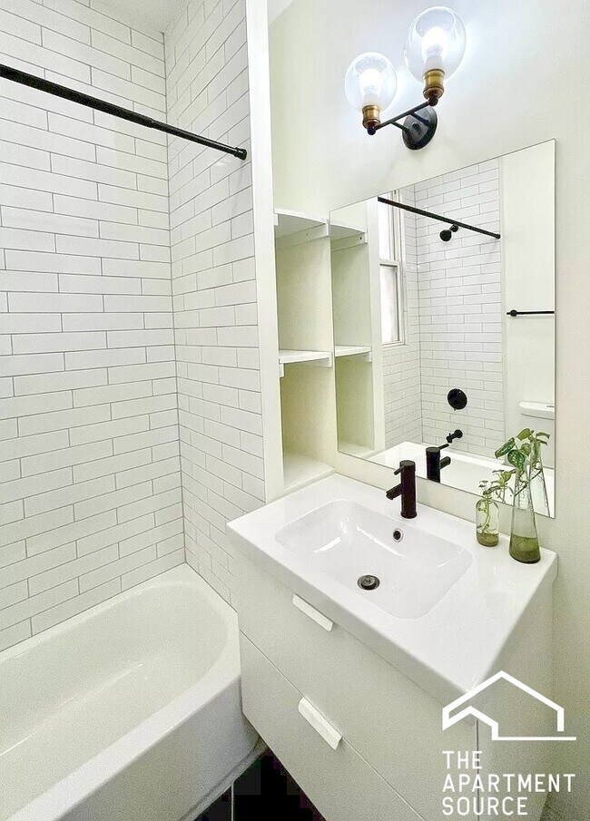 2937 W Jackson Blvd unit 2, Chicago, IL 60612 - photo 4