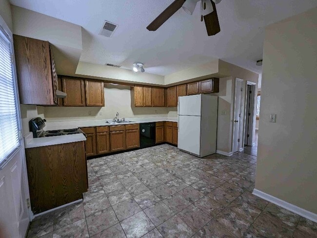 5833 Benton Rd unit 2, Paducah, KY 42003 - photo 4