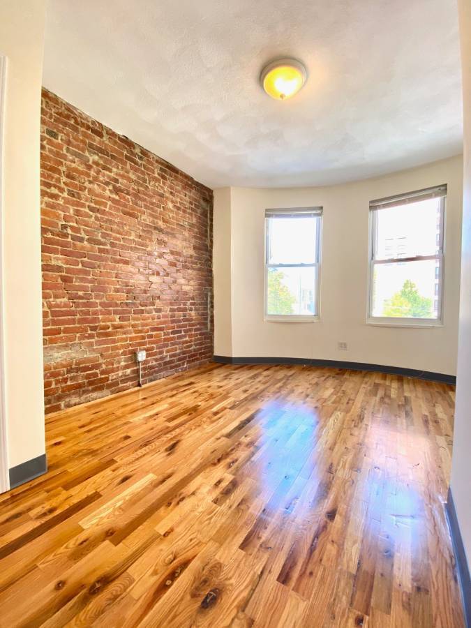 838 Huntington Ave unit 1, Boston, MA 02115 - photo 1