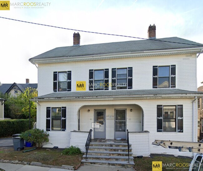 10 Saunders St, Allston, MA 02134 - photo 2