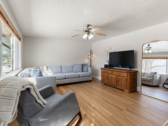 315 E 4th S, Preston, ID 83263 - photo 2