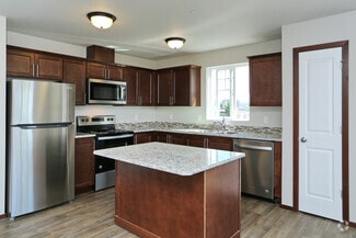 1310 Cedar Ave, Marysville, WA 98270