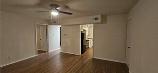 2216 Riverview Dr Unit A, Irving, TX 75060