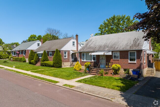 The northern section of Manatawny-Farmington includes Cape Cod style homes.