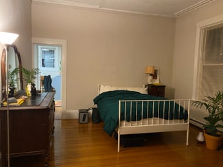 254 Hope St Unit 1, Providence, RI 02906