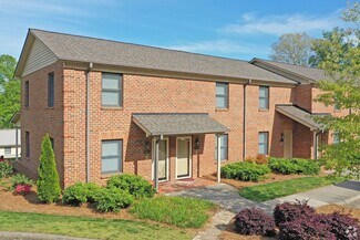 385 Raven Ridge Dr, Kernersville, NC 27284