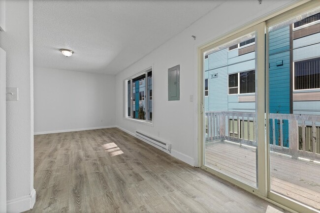 Bush Street, Portland, OR 97266 - photo 6