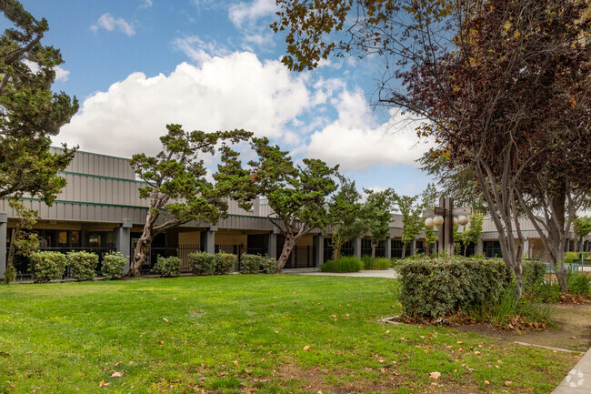 Your kids will enjoy learning in the inspiring atmosphere of Muwekma Ohlone Middle.